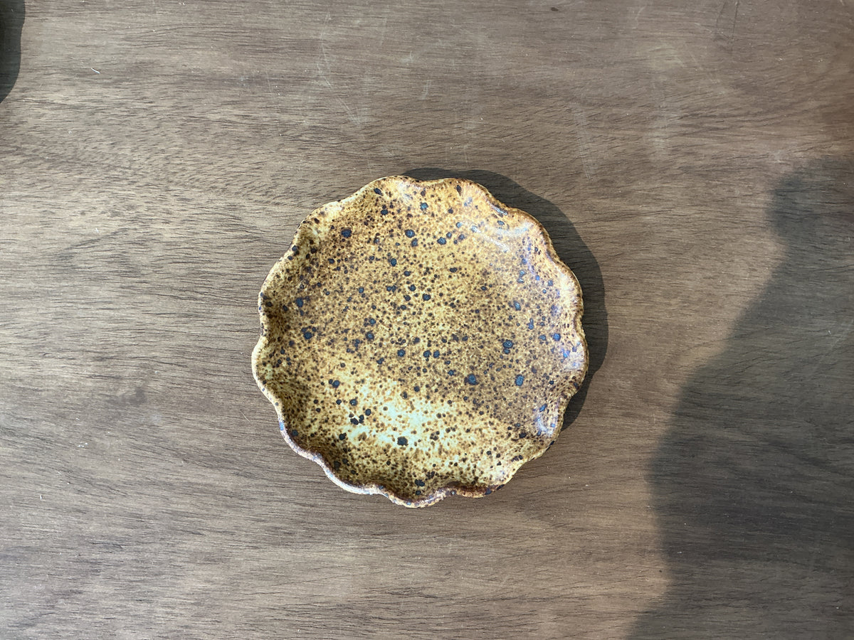 Tan Ruffled Dish