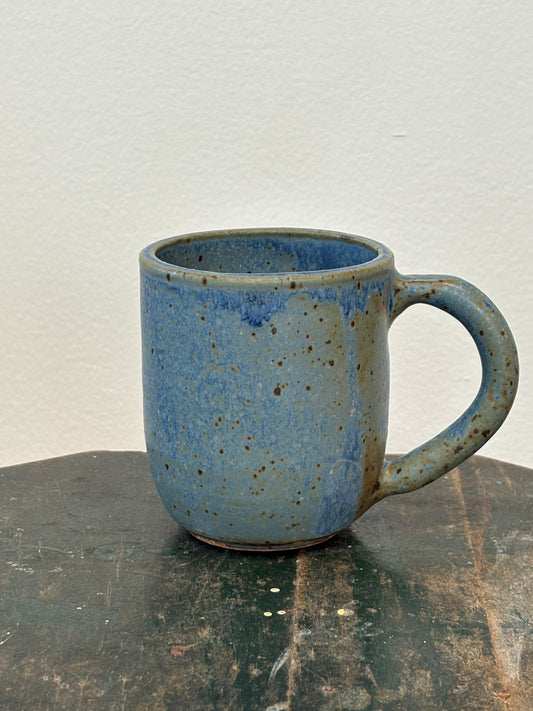 MUGS