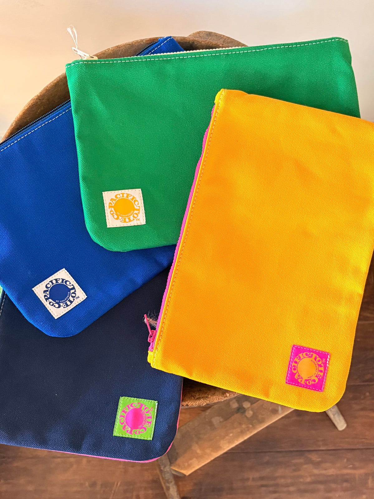 Pacific Tote Company Zuma Pouch