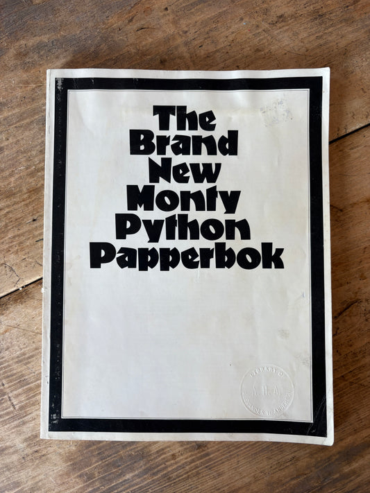 The Brand New Monty Python Papperbok