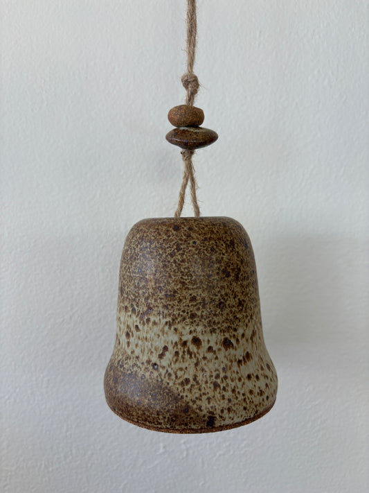 Bell | 4.75" x 4.25"