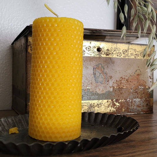 Hexagon Pattern Beeswax Candle