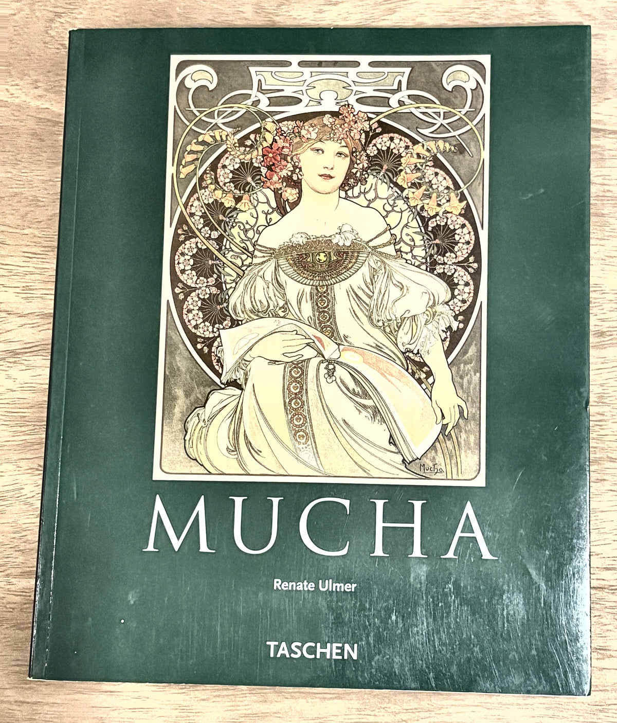 Mucha — Renate Ulmer