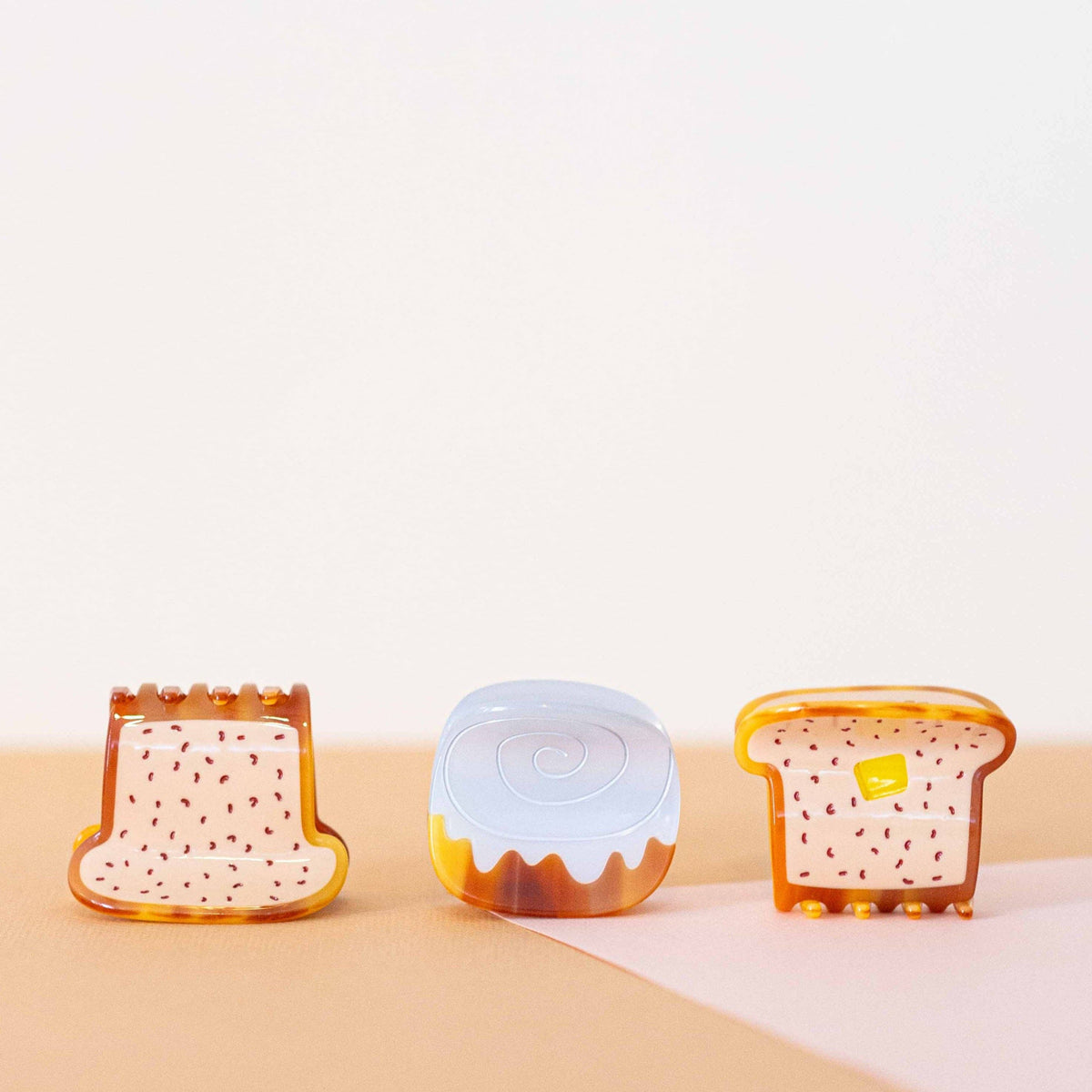 Midi Toast Hair Claw Clip